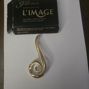 1995 L'IMAGE Compliment Gift Vintage Gold Tone Music Note Brooch